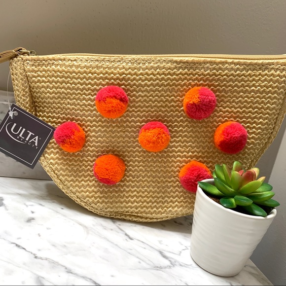 Pom Pom + Straw Wristlet Clutch SUMMER SPRING NWT - Picture 2 of 5